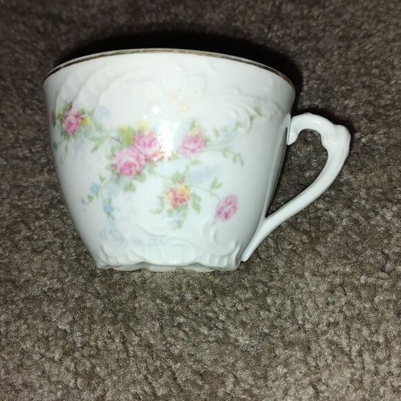 Fine Bone China 3 pc set cup, saucer, dessert plate - Picture 7 of 10